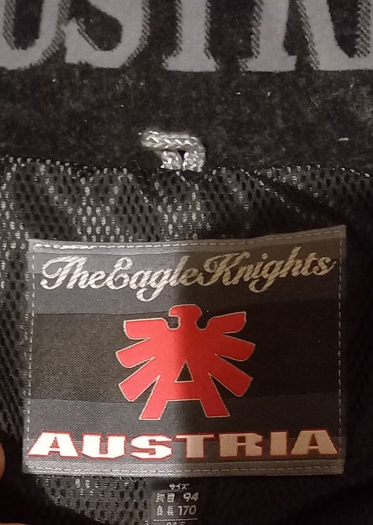 アシックス　オーストリア代表　チーム　snoopy スキージャケット　L