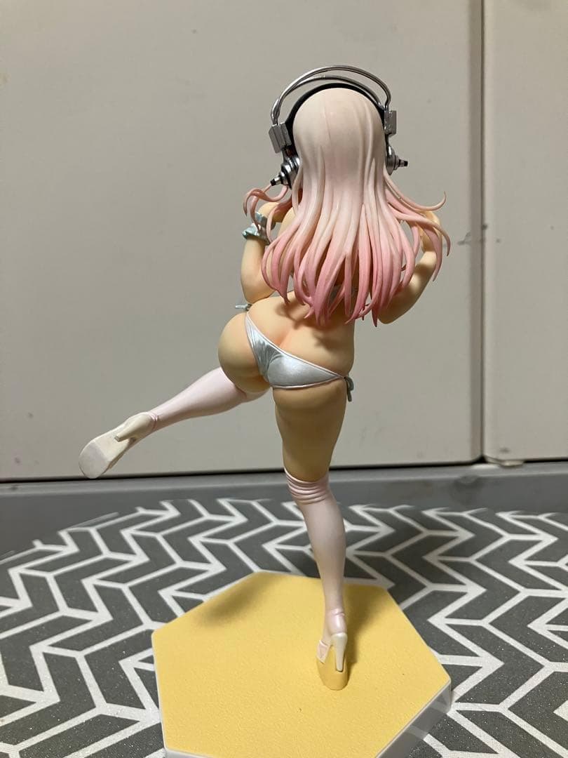 すーぱーそに子　フィギュア　ビキニ