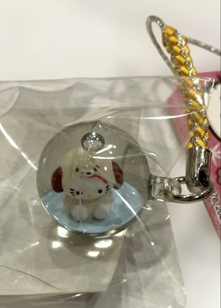 ハローキティ 根付 ストラップ　【希少】 十二支　戌水入り丸玉根付け