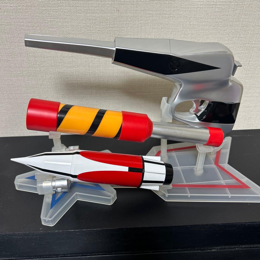 ウルトラマン SUPER GUN TAMASHII Lab スーパーガン