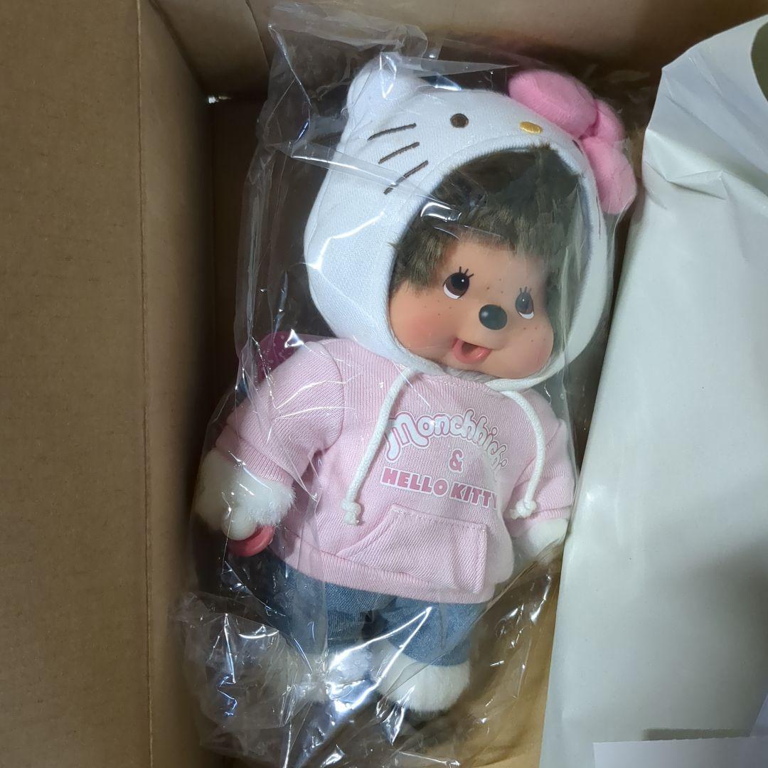 チラシ付　新品 2018年発売 ハローキティ モンチッチ Mサイズ サンリオ