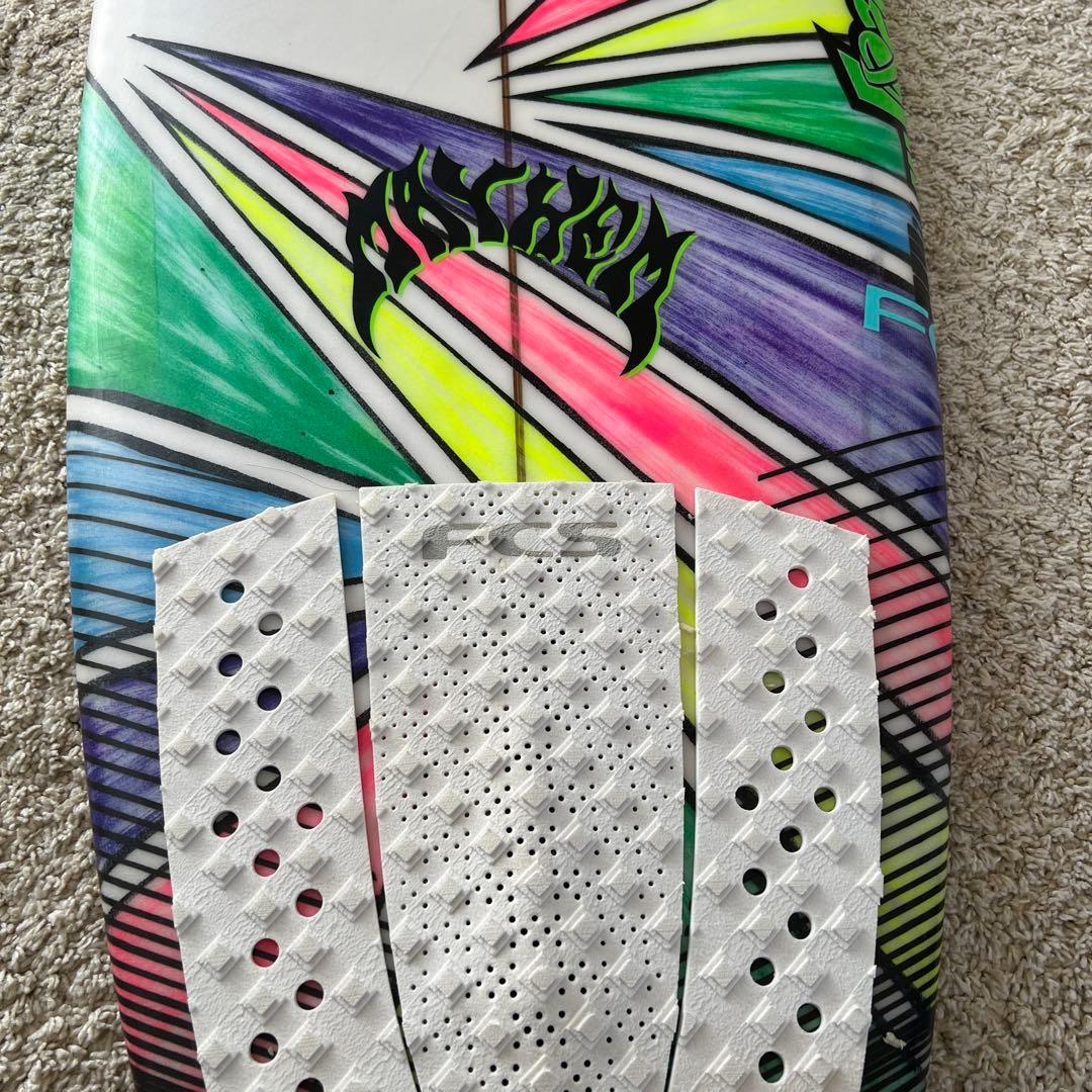 LOST（メイヘム） STEP D 5’7 松岡アノン選手使用ボード