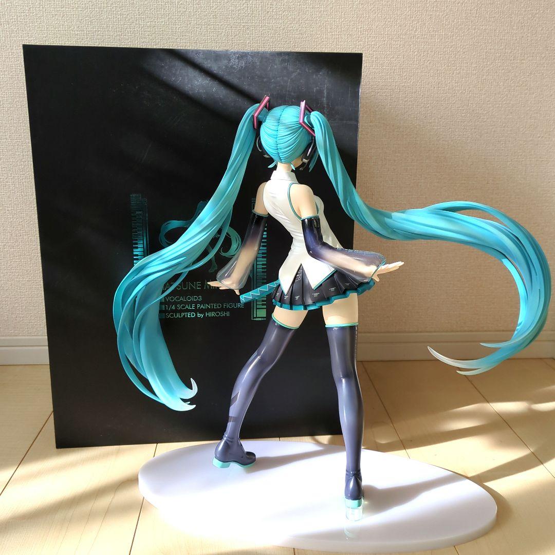 初音ミク V3 VOCALOID 1/4スケール フィギュア