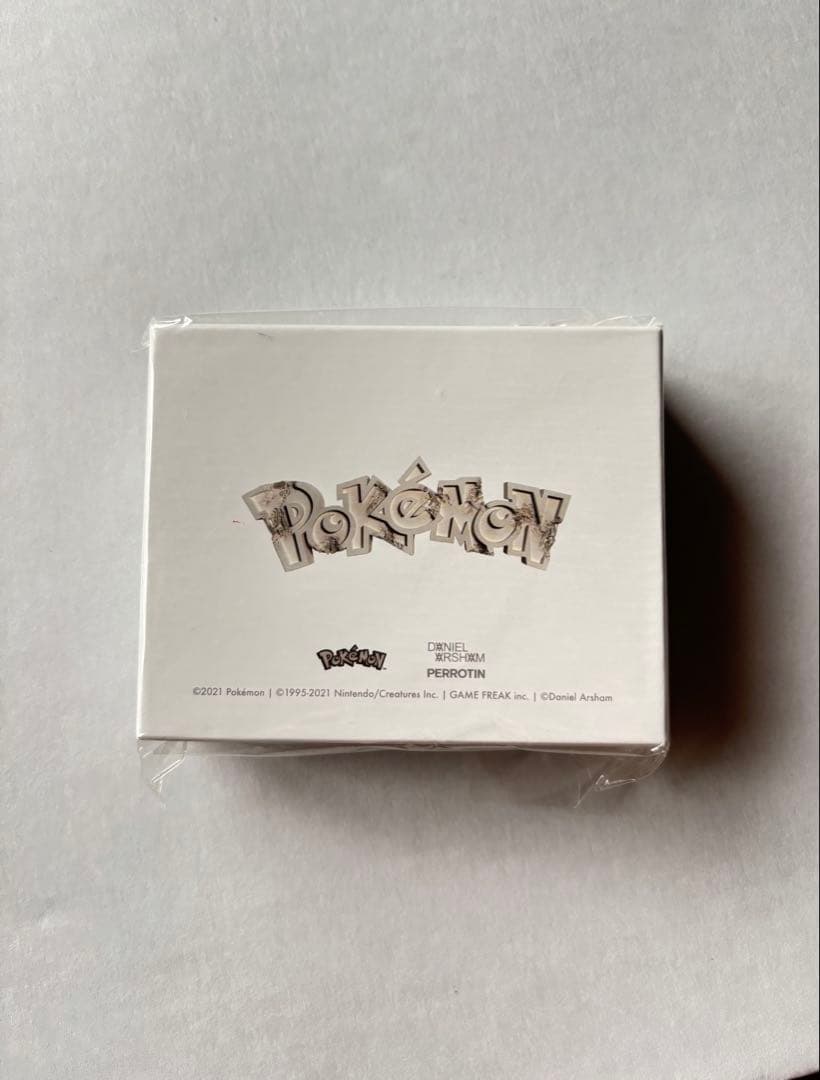 新品未開封 Daniel Arsham Pokémon 2G Key Charm