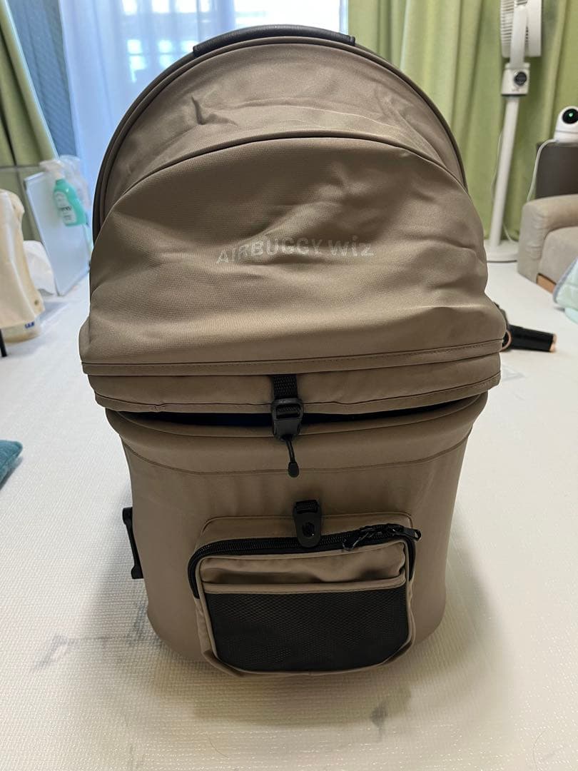 小型犬2匹入れる！AIRBUGGY PET FITT WIZ・レインカバー付