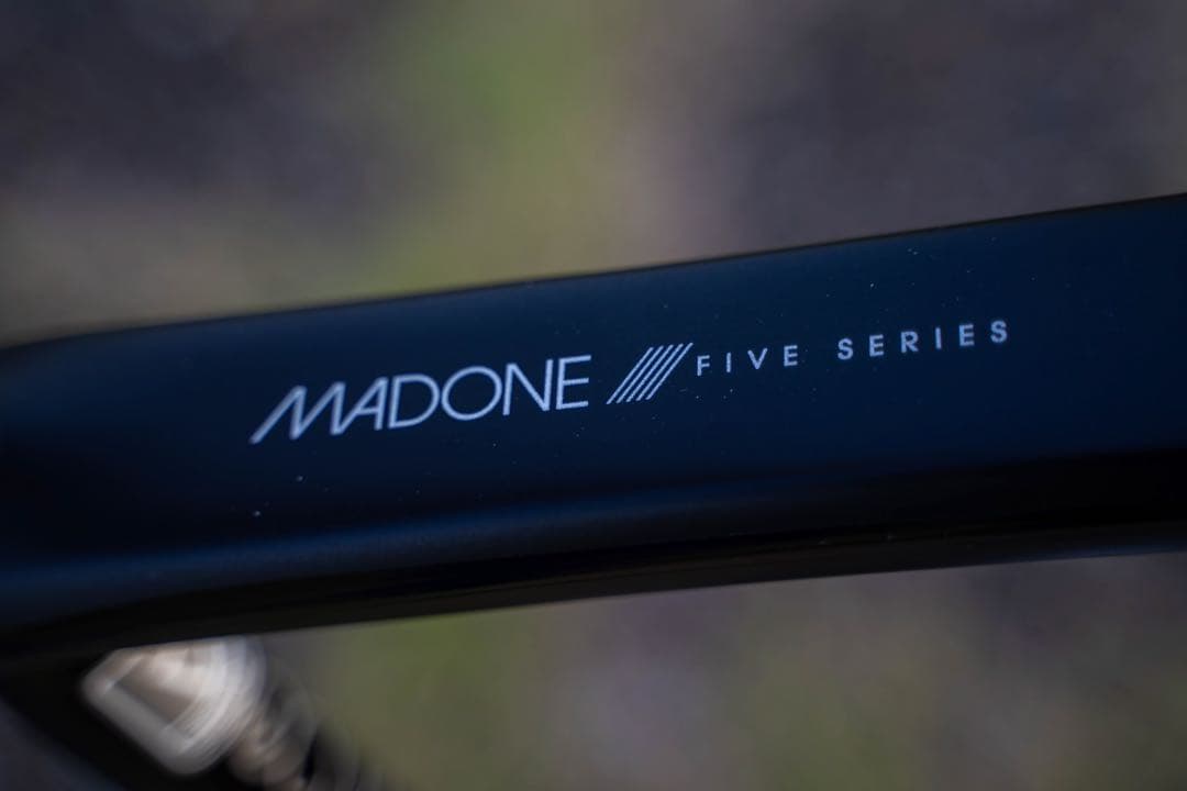 TREK Madone 5.2 2014 カーボン　新品70万円