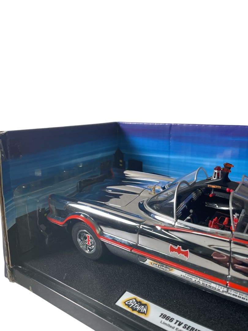 限定3000台　MATTEL 1/18 エリート バットモービル シルバーメッキ