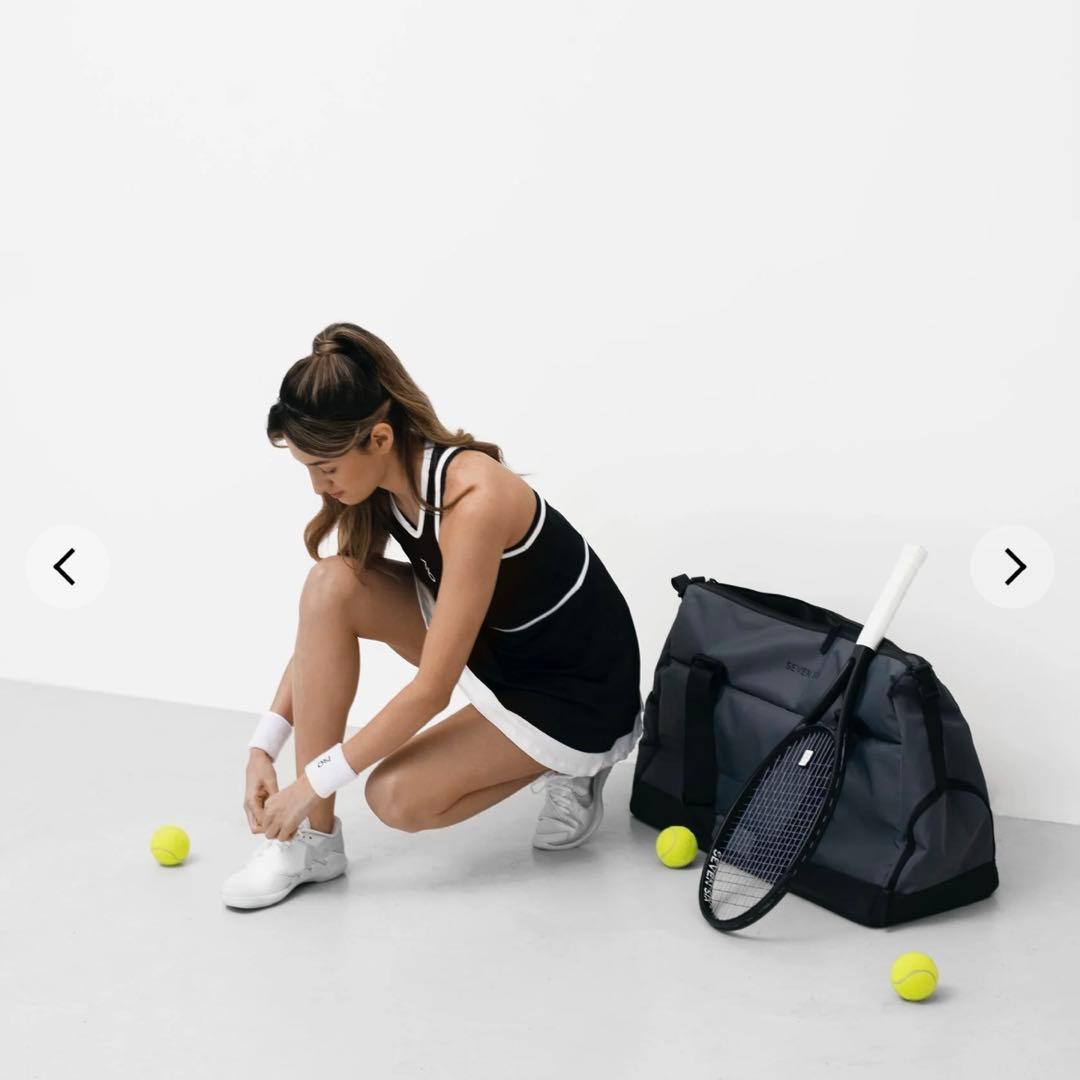 日本初上陸　セブンシックス　テニスウェア　ワンピース　黒