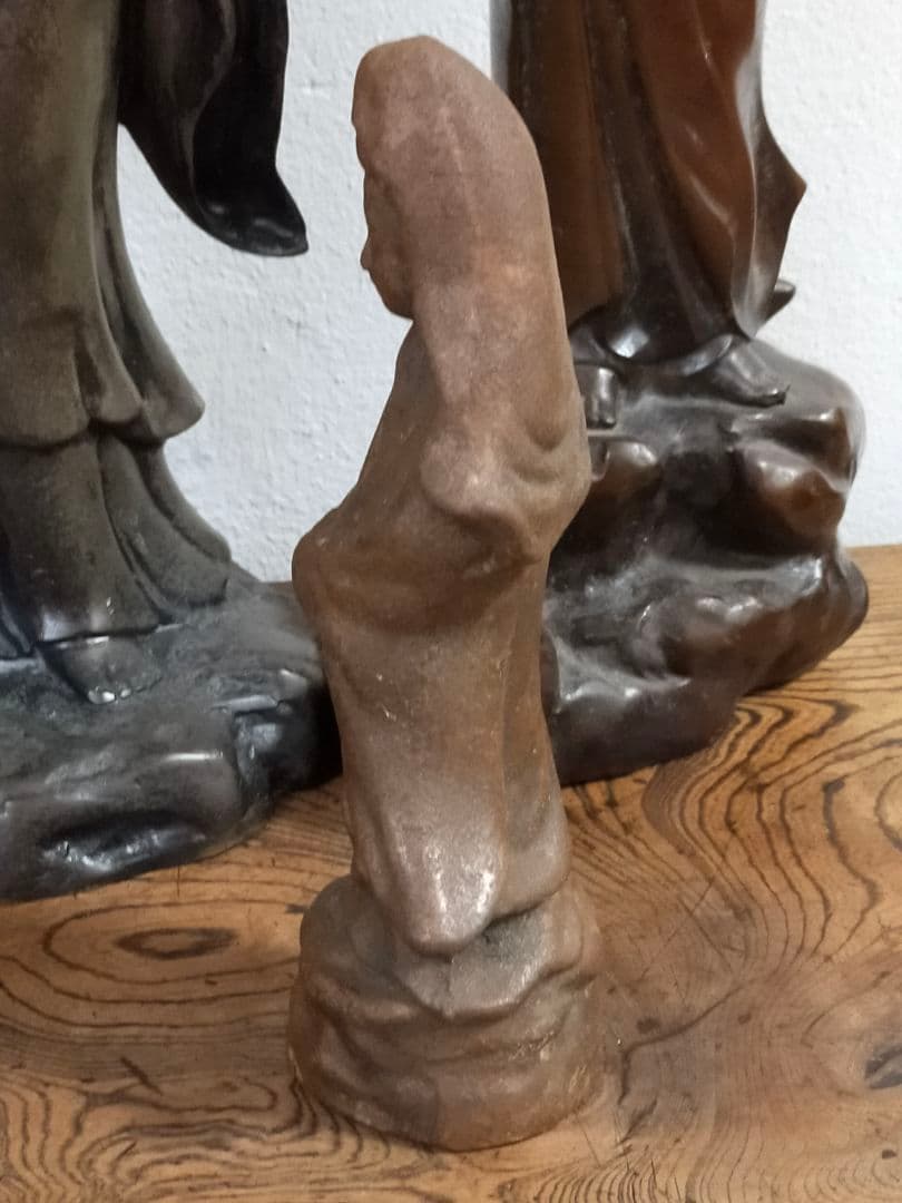 ♥古鉄製　観音像　２．４ｋｇ　観音様　仏像　観音菩薩　骨董　古玩