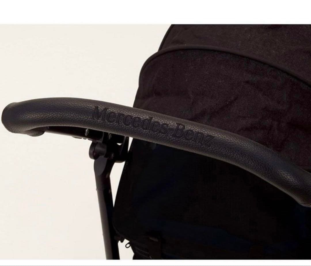 新品、未使用品、箱入りMercedes-Benz ペットカート ブラックMサイズ