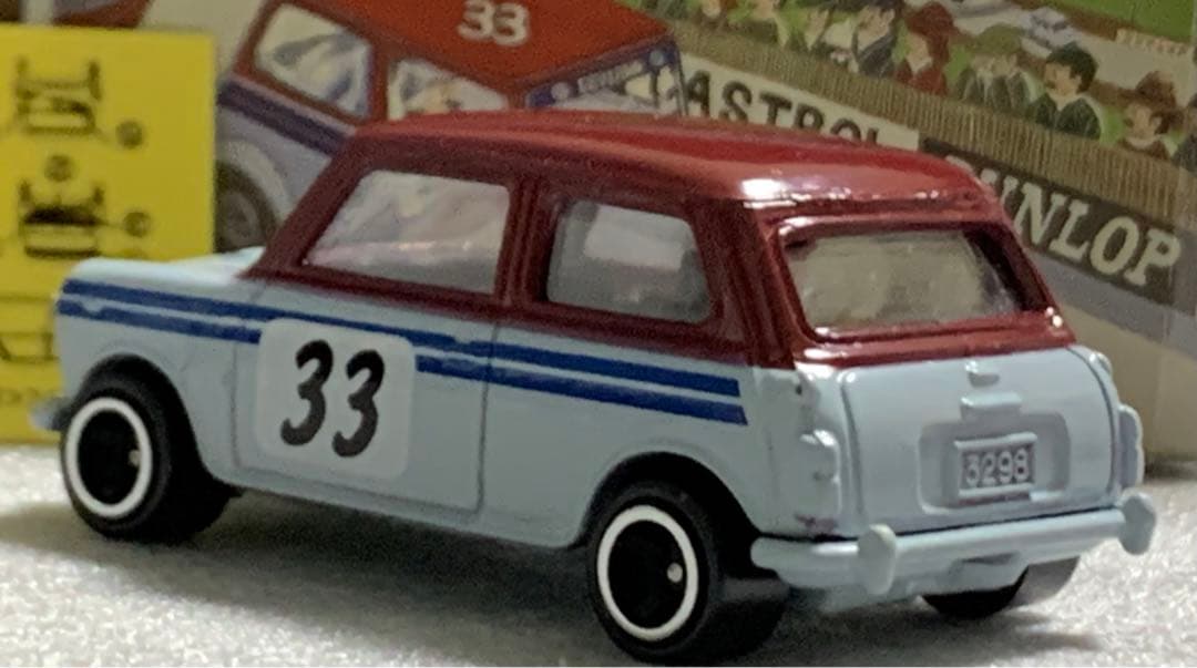 トミカ ミニクーパー ディンキーミニ ミニック