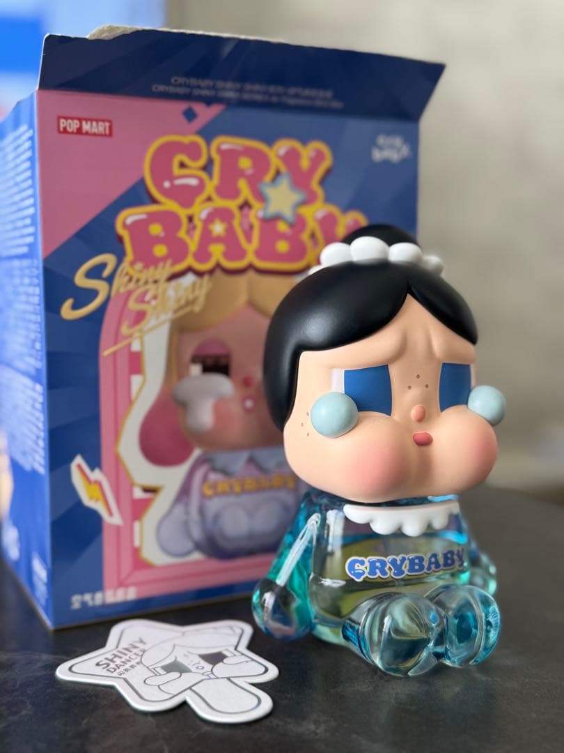 正規品　crybaby shiny shiny Airfragrance　香水