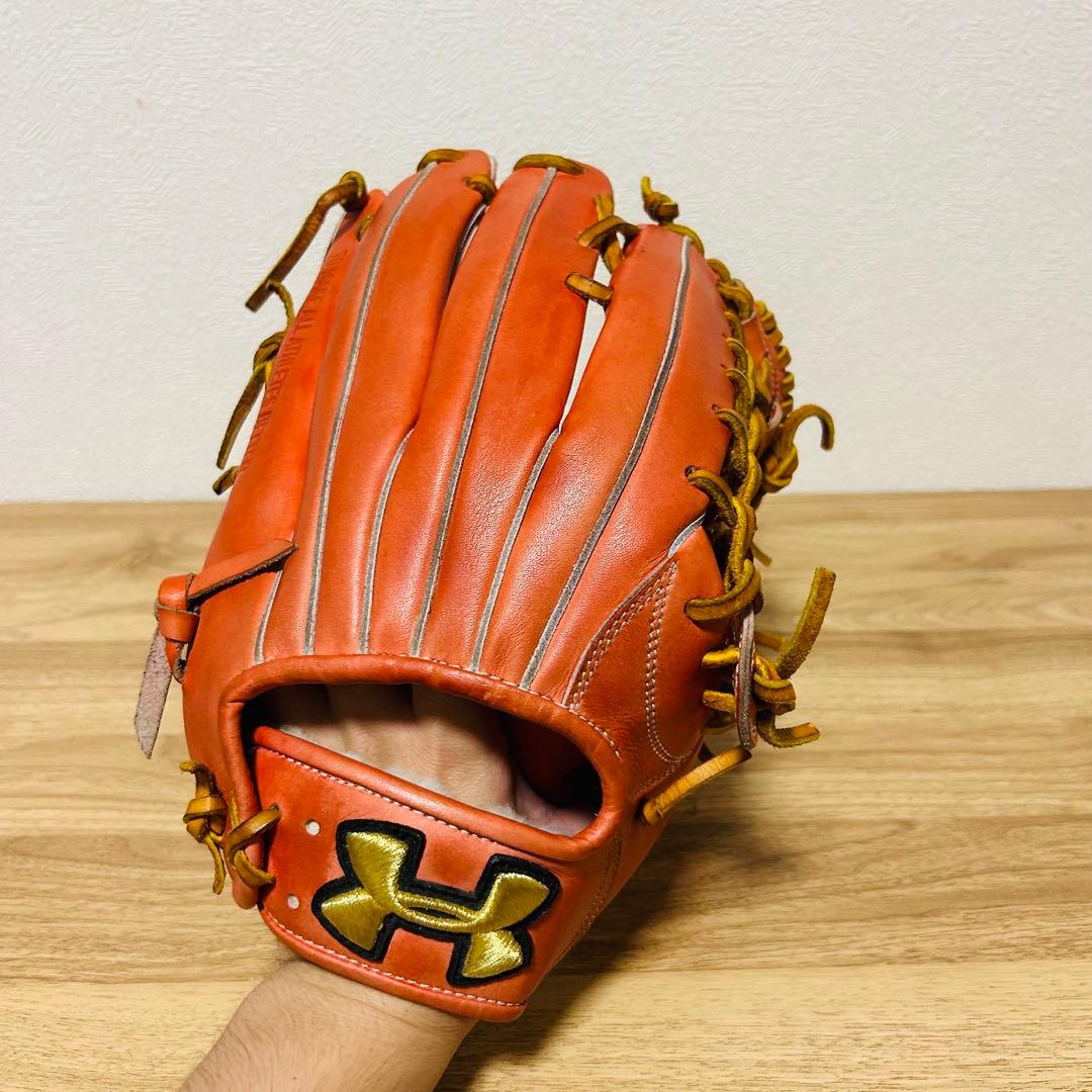 アンダーアーマー 一般硬式外野手用グローブ 即戦力品