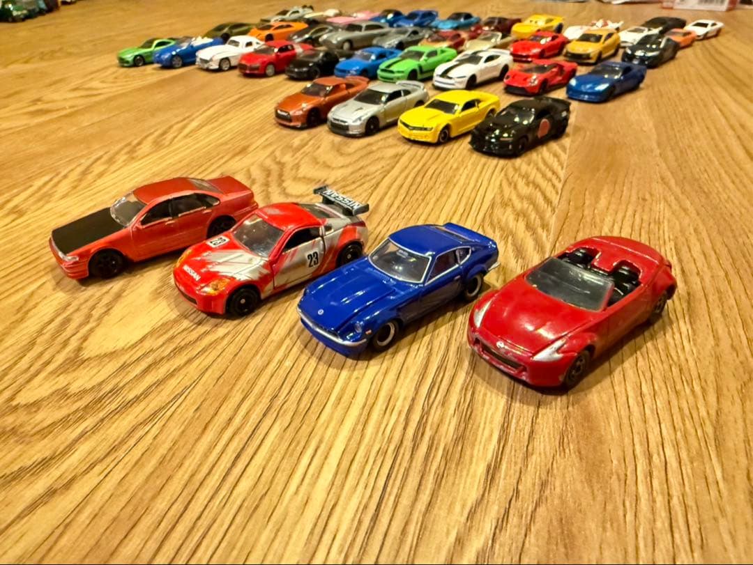 ミニカーまとめ売り201台＋3機　現在最低価格