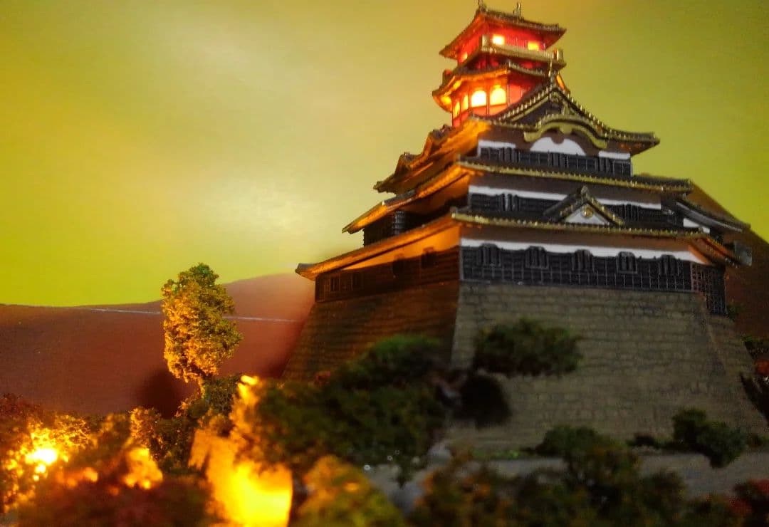 お城✨SP仕上げ✨秋の安土城✨プラモデル✨製作受付画像‼️