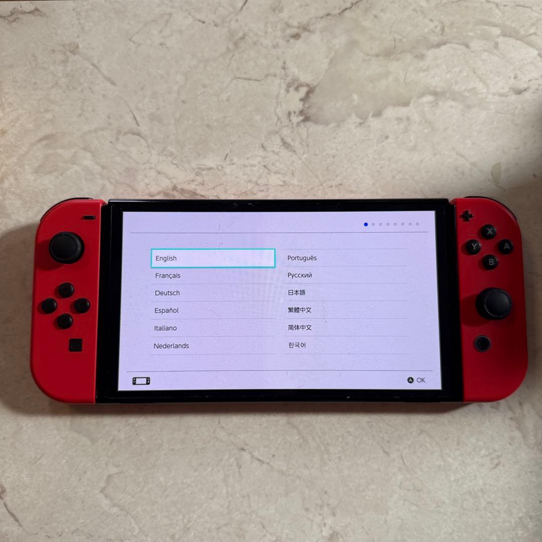 Nintendo Switch 本体 マリオレッド　ジョイコンおまけ付き