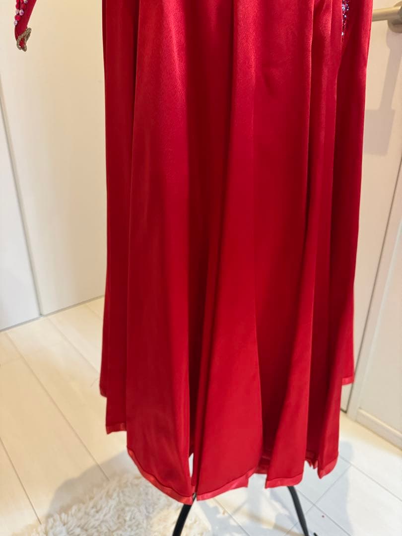 ダンスドレス　レッド