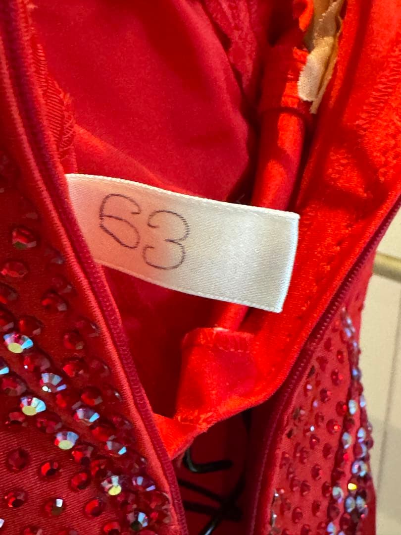 ダンスドレス　レッド