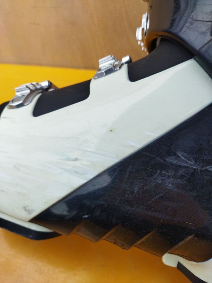 HEAD VECTOR VECTOR 100 男性用スキーブーツ　黒/白