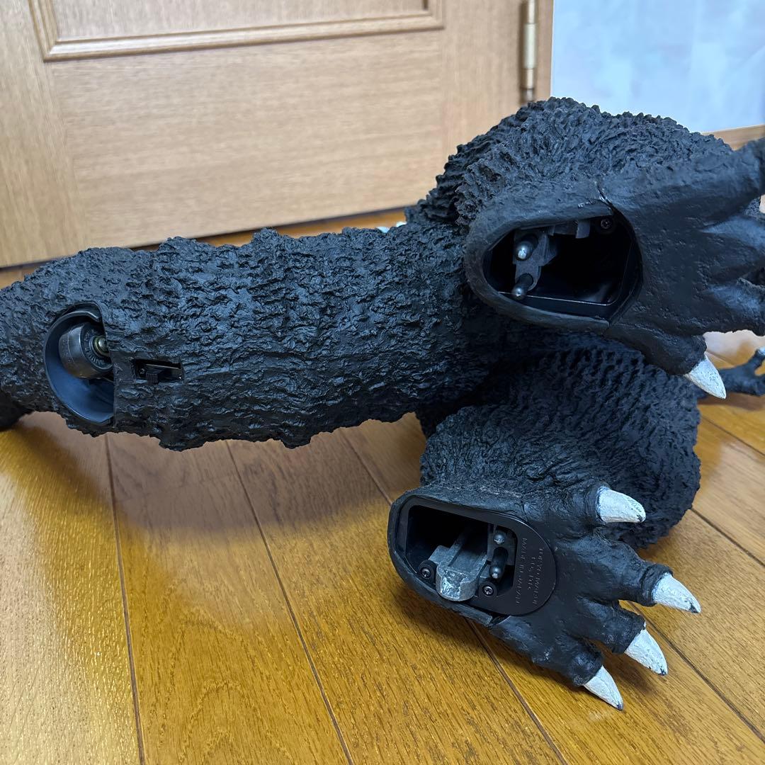 ☆ジャンク品☆ 東京マルイ ゴジラ ラジコン 1/100スケール