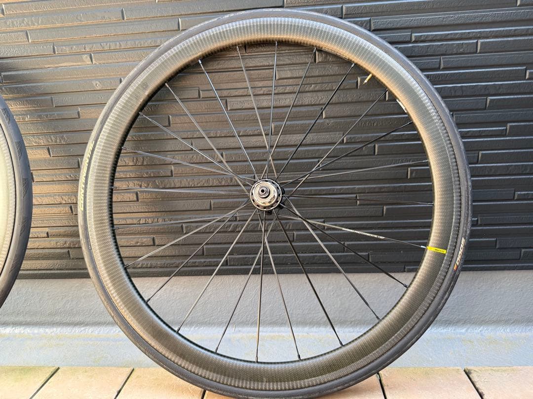 マヴィック COSMIC PRO CARBON SL UST リムブレーキ