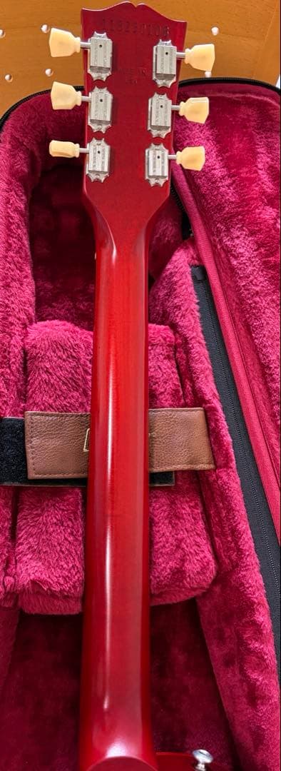 【新品同様】Gibson Les Paul Tribute / 純正ギグバッグ付