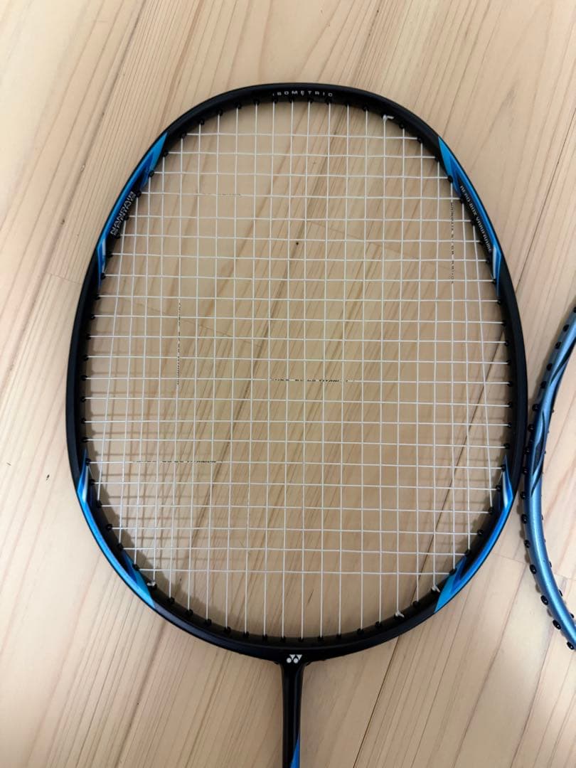 【最安値】バドミントンラケット3本セットケース付き！