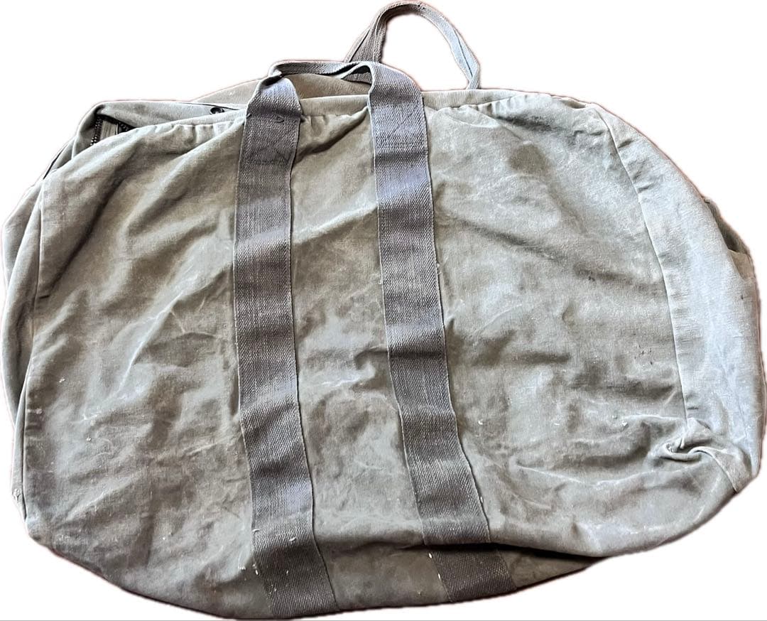 し*ゅ様 米軍放出品　フライヤーズキットバッグ