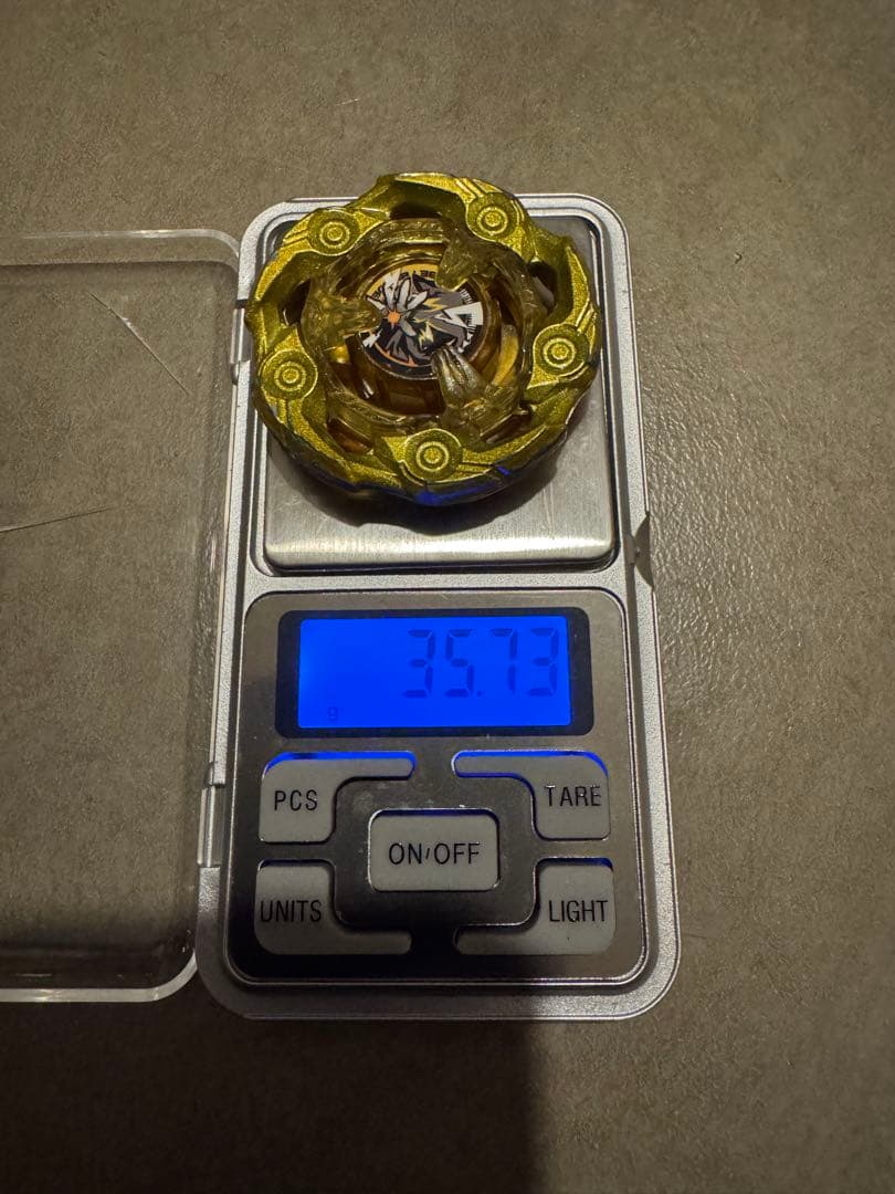 【貴重】A1最重量級　ベイブレードX ウィザードロッドゴールド