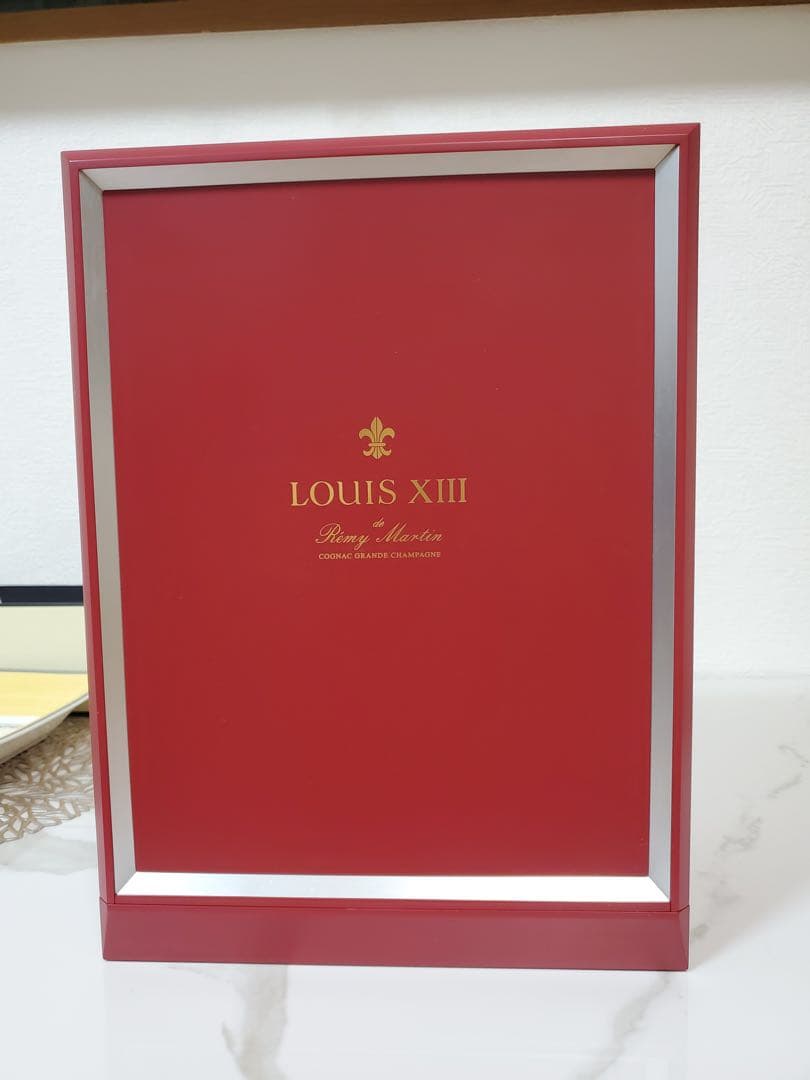 LOUIS XIII ブランデー クリスタルボトル