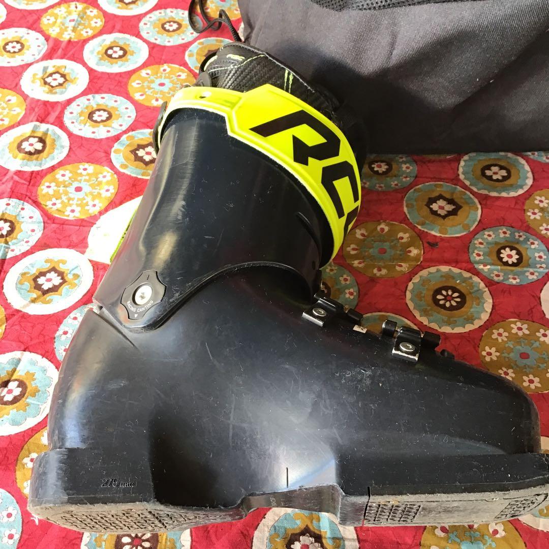 FISCHER RC4 Curv スキーブーツ　フィッシャー　靴 110