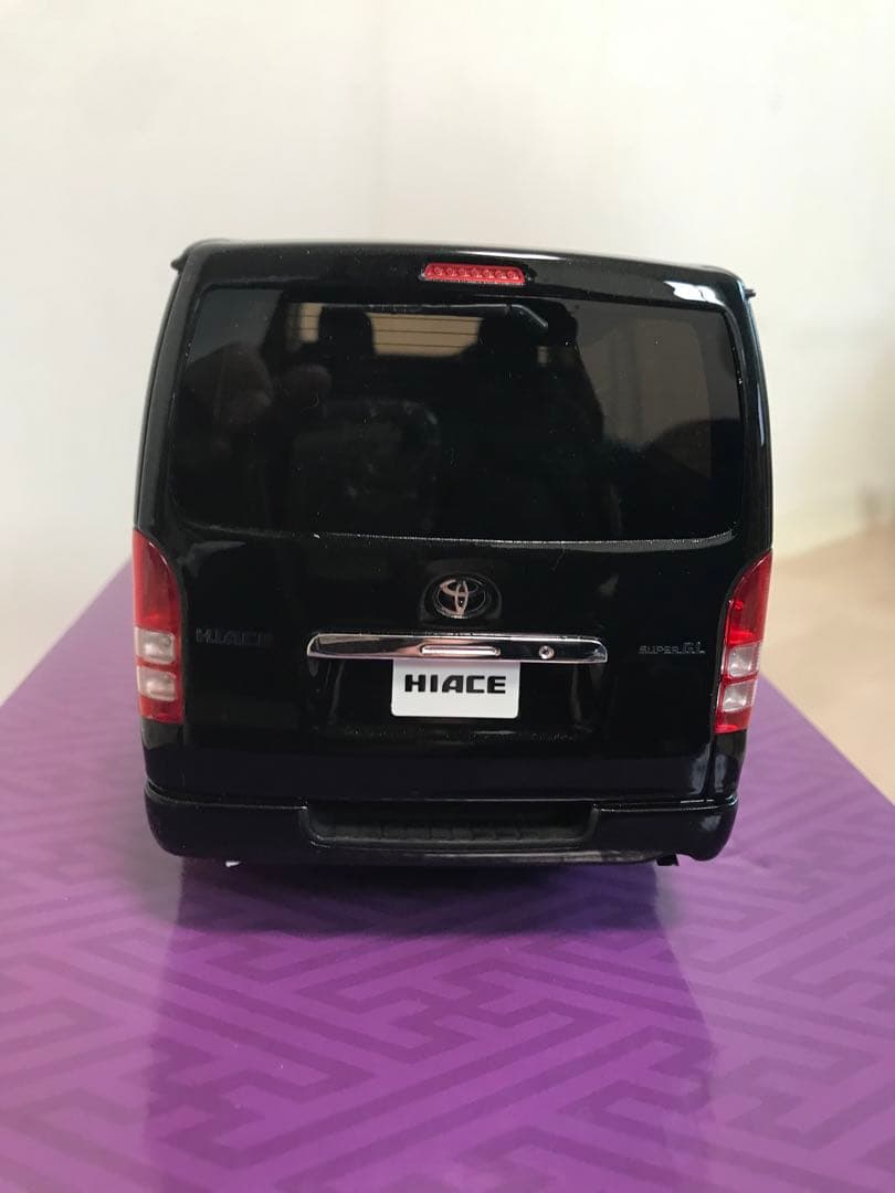 値下げ中　　samurai ハイエース　1/18