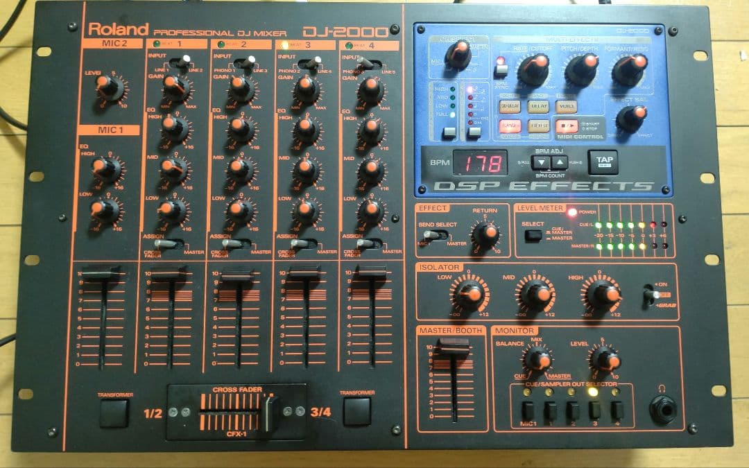 ROLAND DJ-2000 動作確認済み　送料込み　DJミキサー