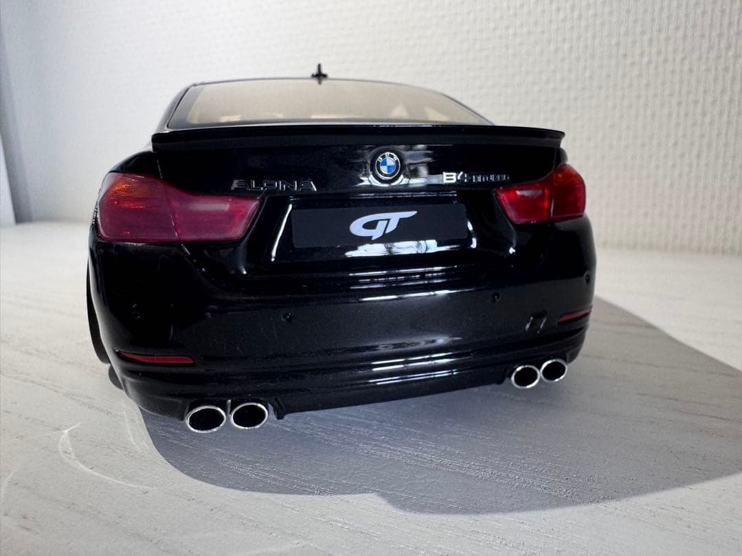 GT Spirit  アルピナB4ブラック ミニカー1/18 ALPINA