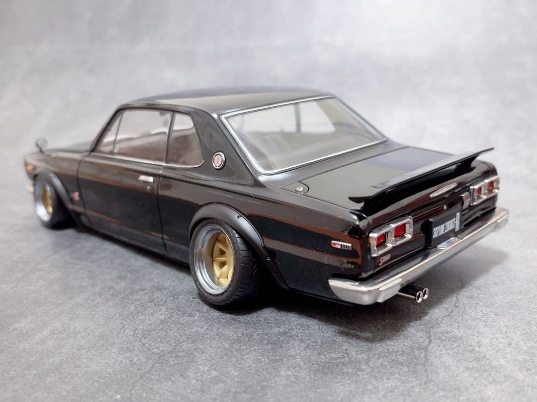 カスタム品　オートアート 1/18 日産 スカイライン GT-R（KPGC10）