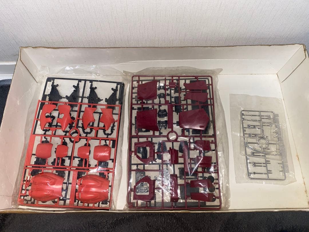 豆*子様 BANDAI MS-06S ZAKU-II PG シャア　ガンプラ　ザ