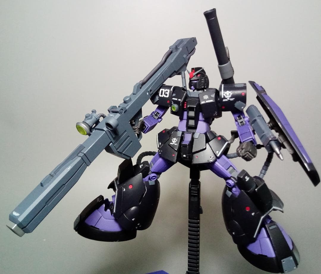 RG ガンダム ドムアーマー 黒い三連星 専用 鹵獲改修機 ガンプラ 完成品