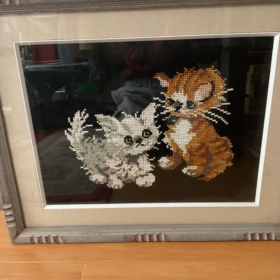 刺繍 二匹の猫 額装仕立て 前面ガラス仕様 何時掲載可能