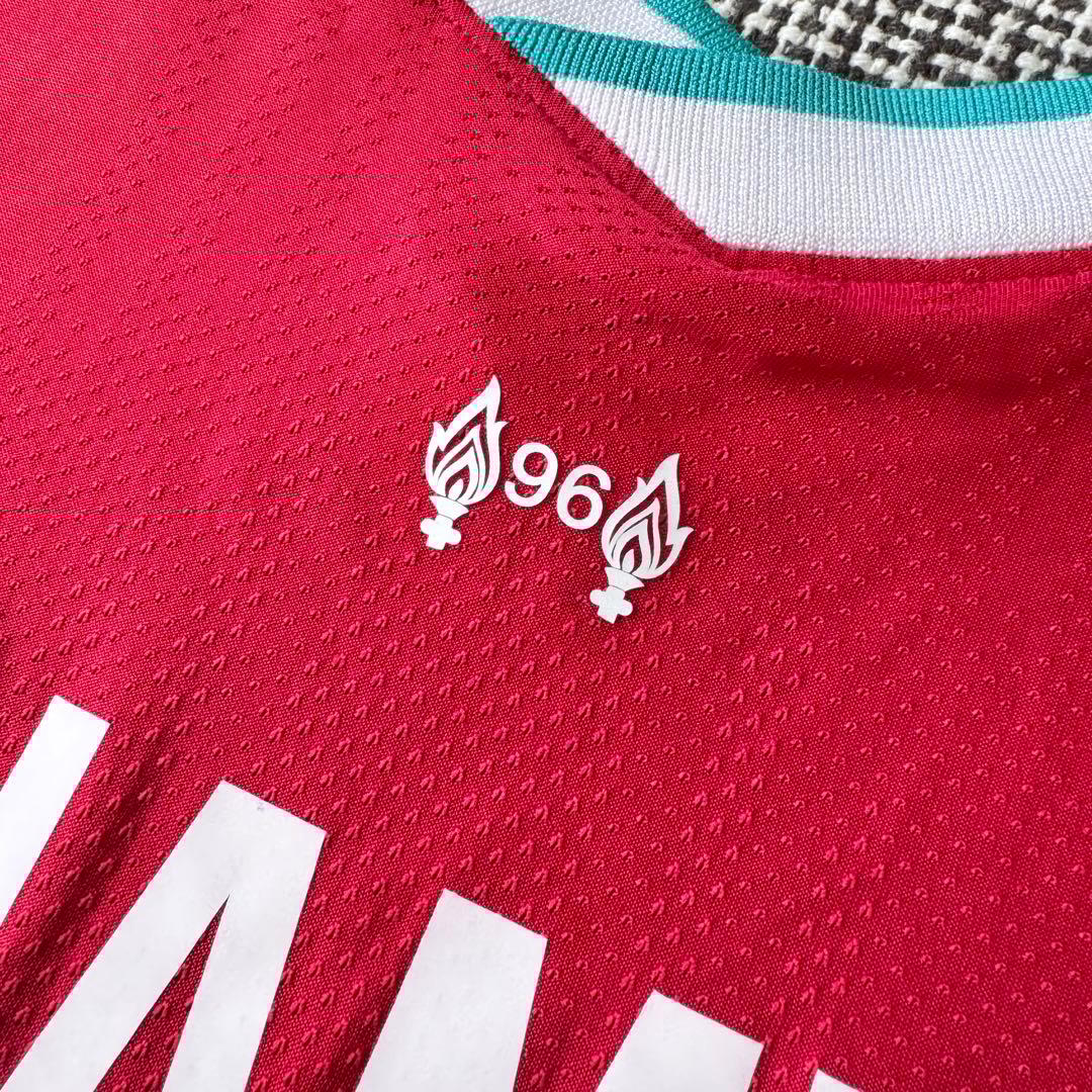 【CLフルパッチ＆選手支給用】南野拓実 ＃１８ リヴァプール ２０／２１（H）