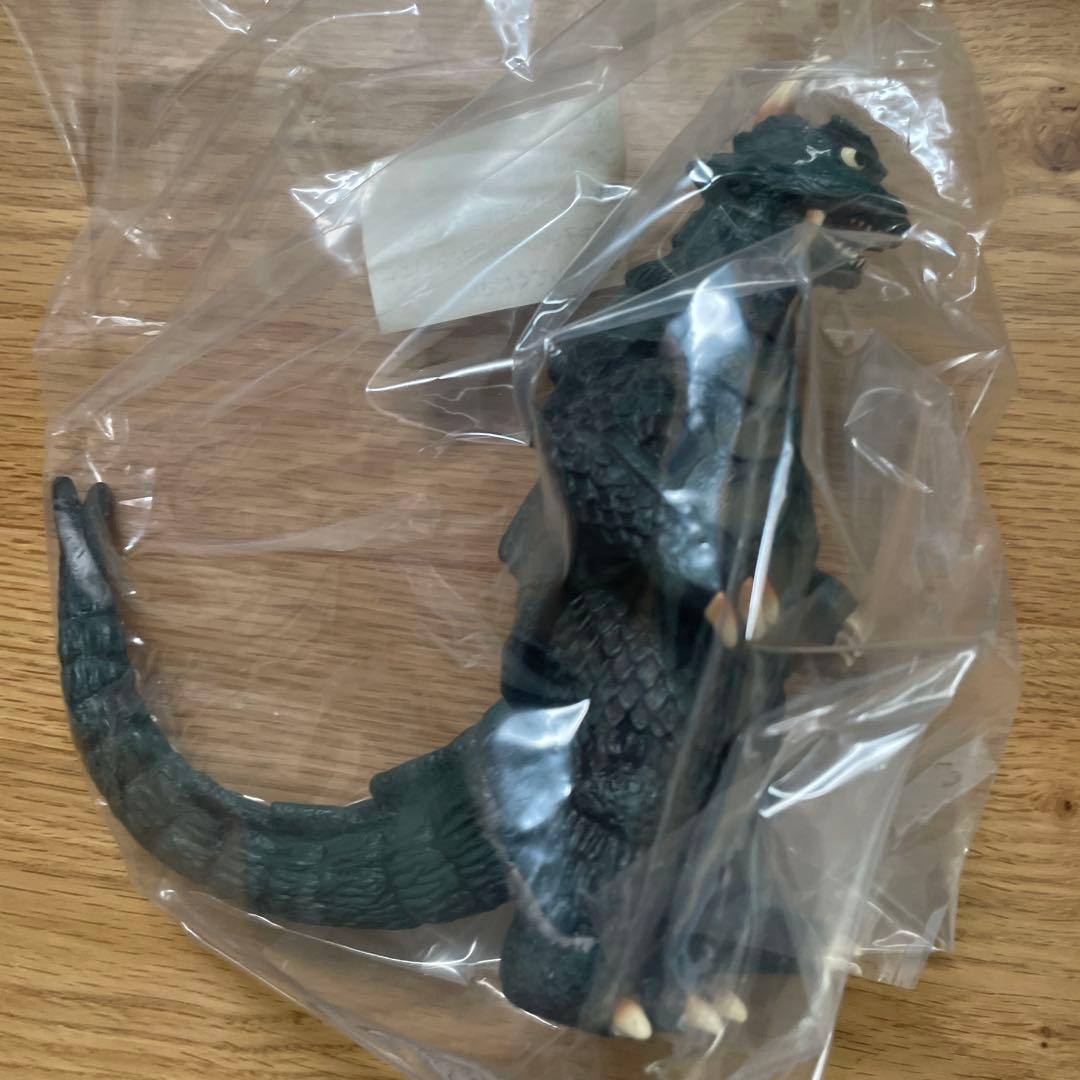 ウルトラ怪獣シリーズプレミアム 総天然色ウルトラQ 『ガラモン ペギラ ゴメス』