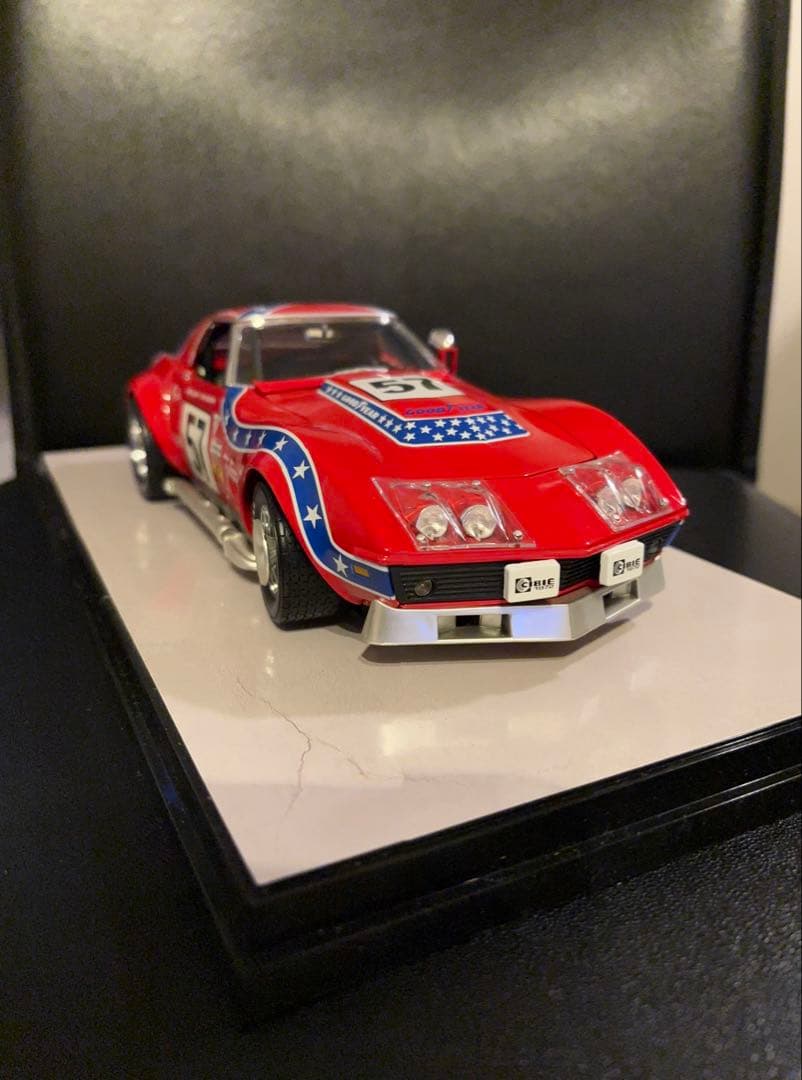 カルーセル１#4601 コルベットＬ-88 1972セブリング　1/18