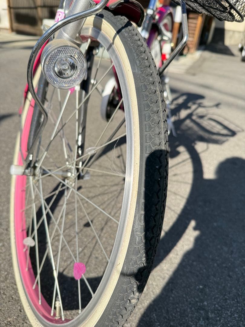 美品、子供自転車、22インチ、ピンク