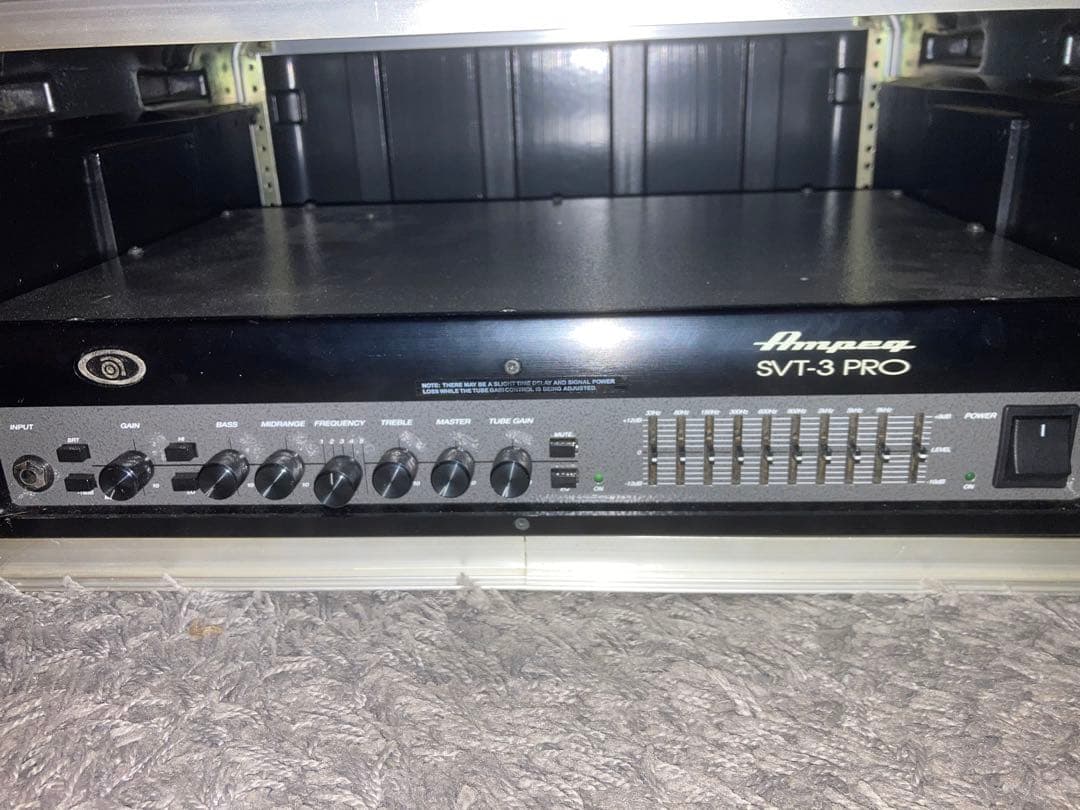 【ジャンク】Ampeg SVT-3 PRO ベース用アンプ　4Uラック付き