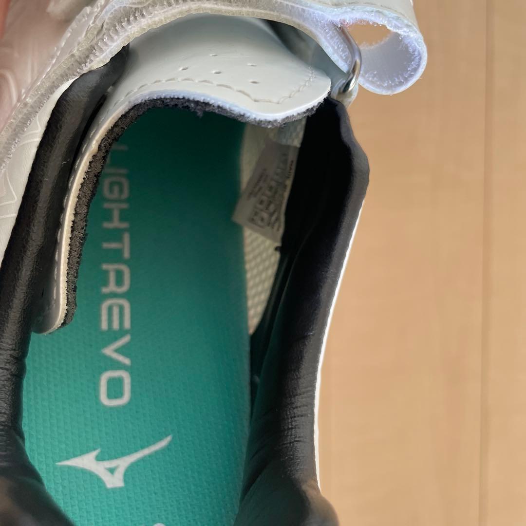 Mizuno ライトレボ　ワイド　ホワイト スパイク