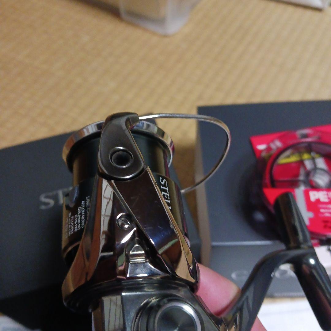 シマノ22ステラ C3000SDHG　リブレハンドル付き