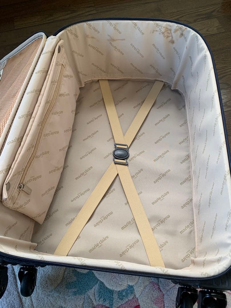 【希少品】marie claire ネイビー 中型スーツケース