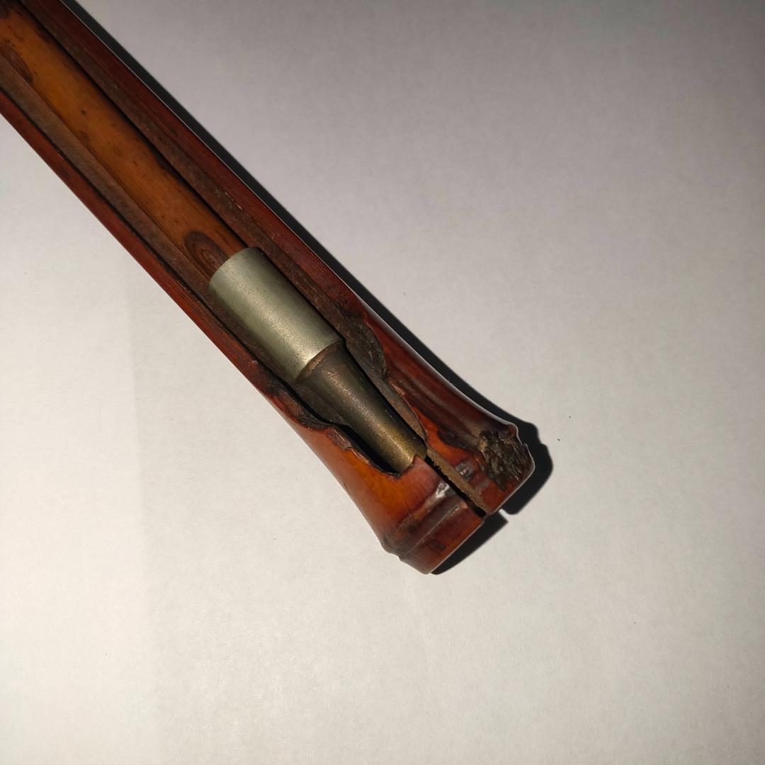 キセル　キセルケース　煙草入れ　古民家　蔵出し　骨董　根付　煙管　煙管入れ　木製