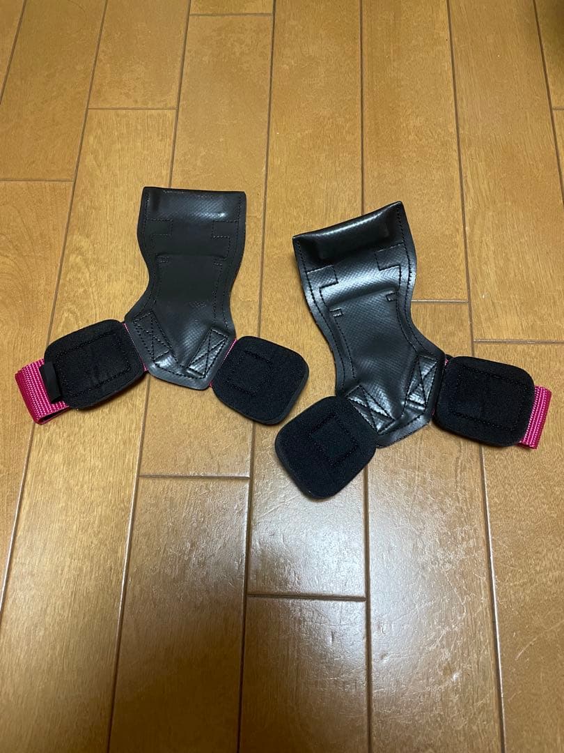 hinataVERSA GRIPPS パワーグリップ ブラックピンクXS