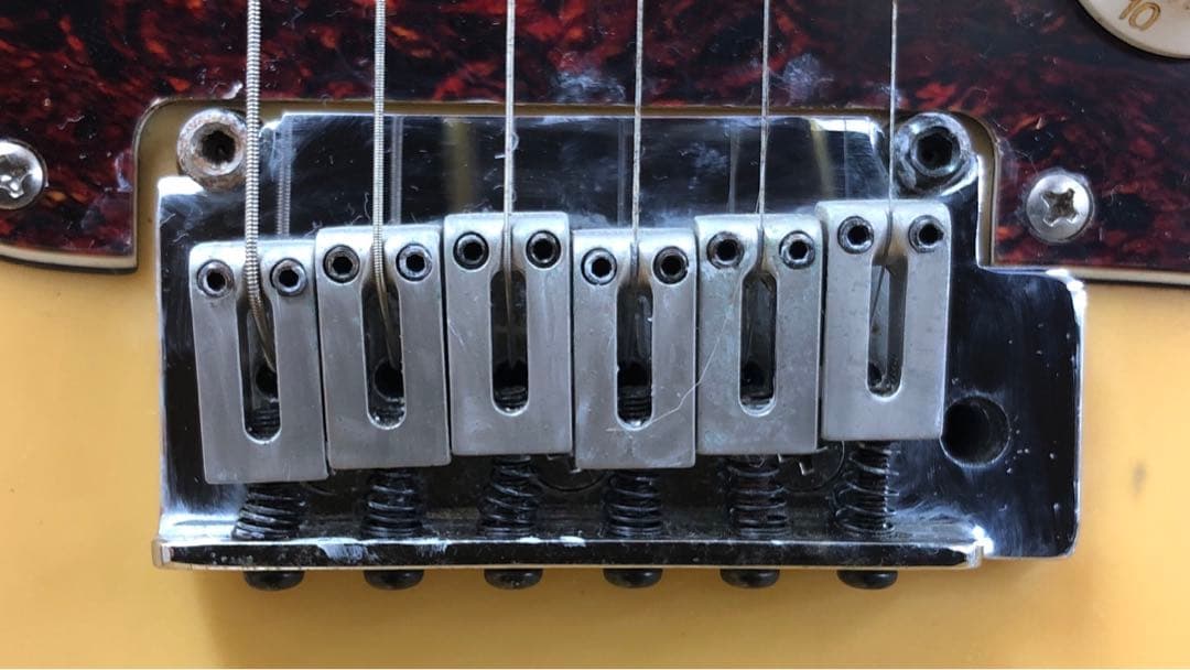 Squier by Fender ストラトキャスター Standard