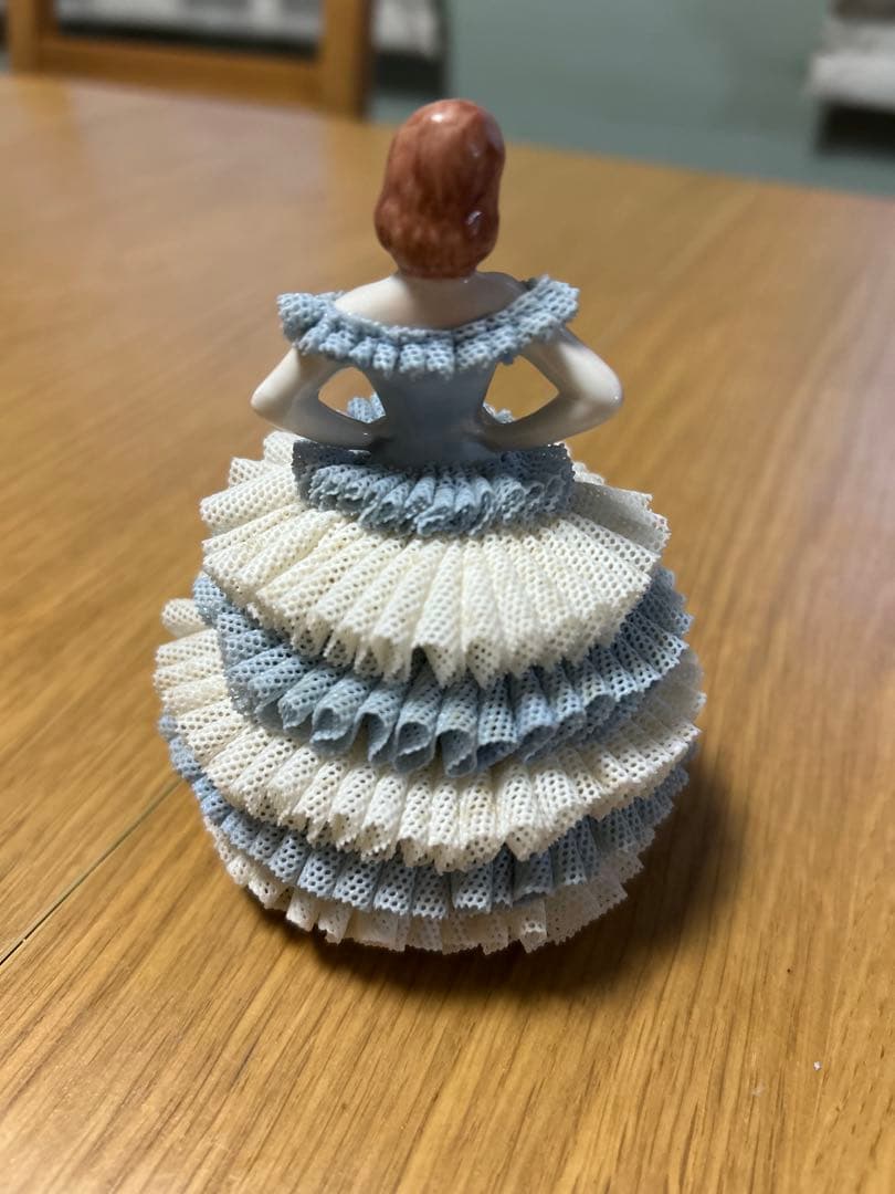 アイリッシュドレスデン　Mary-Ann レースドール陶器製